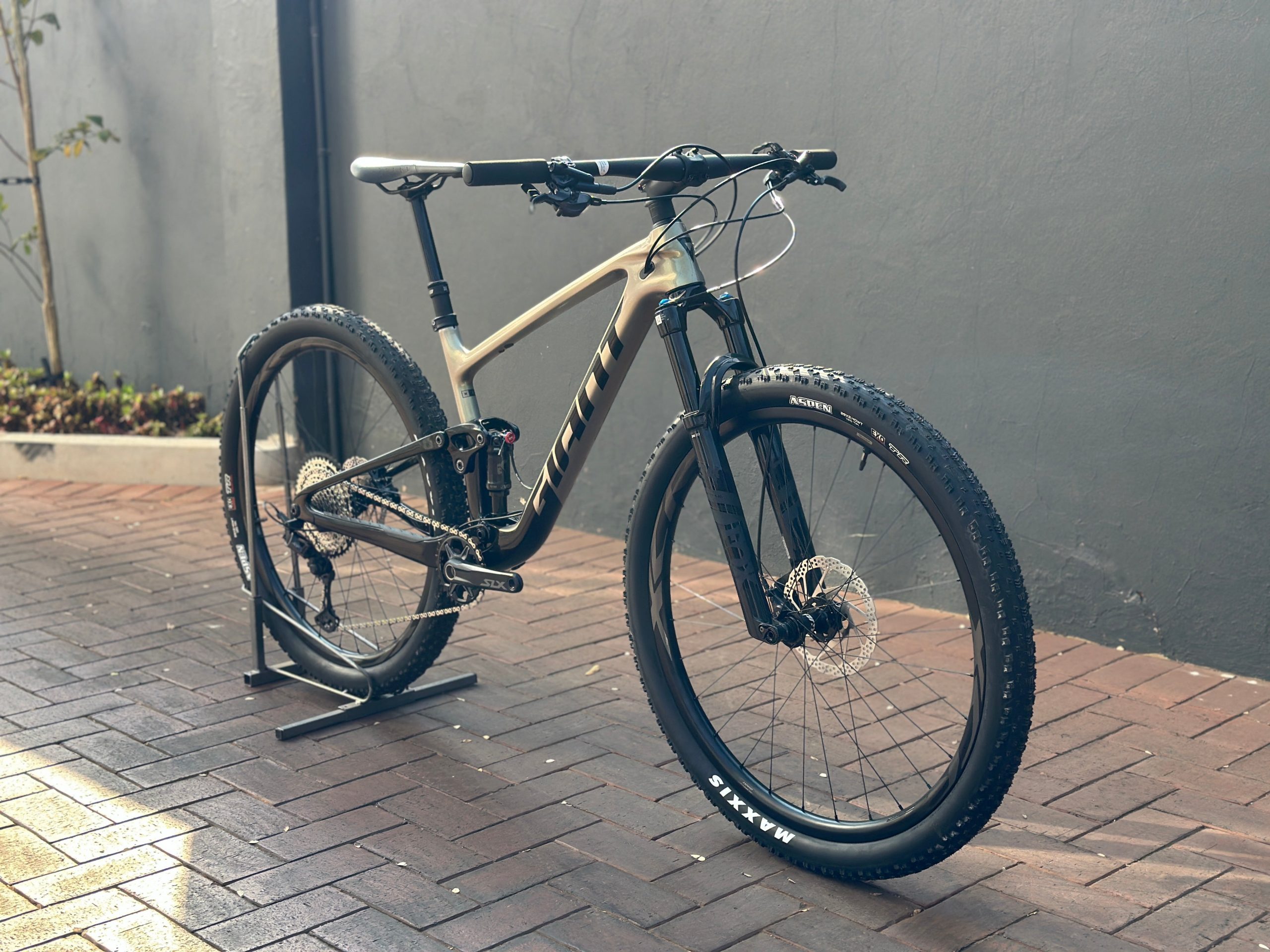 Giant Anthem Advanced 2 (2024) - Image 5