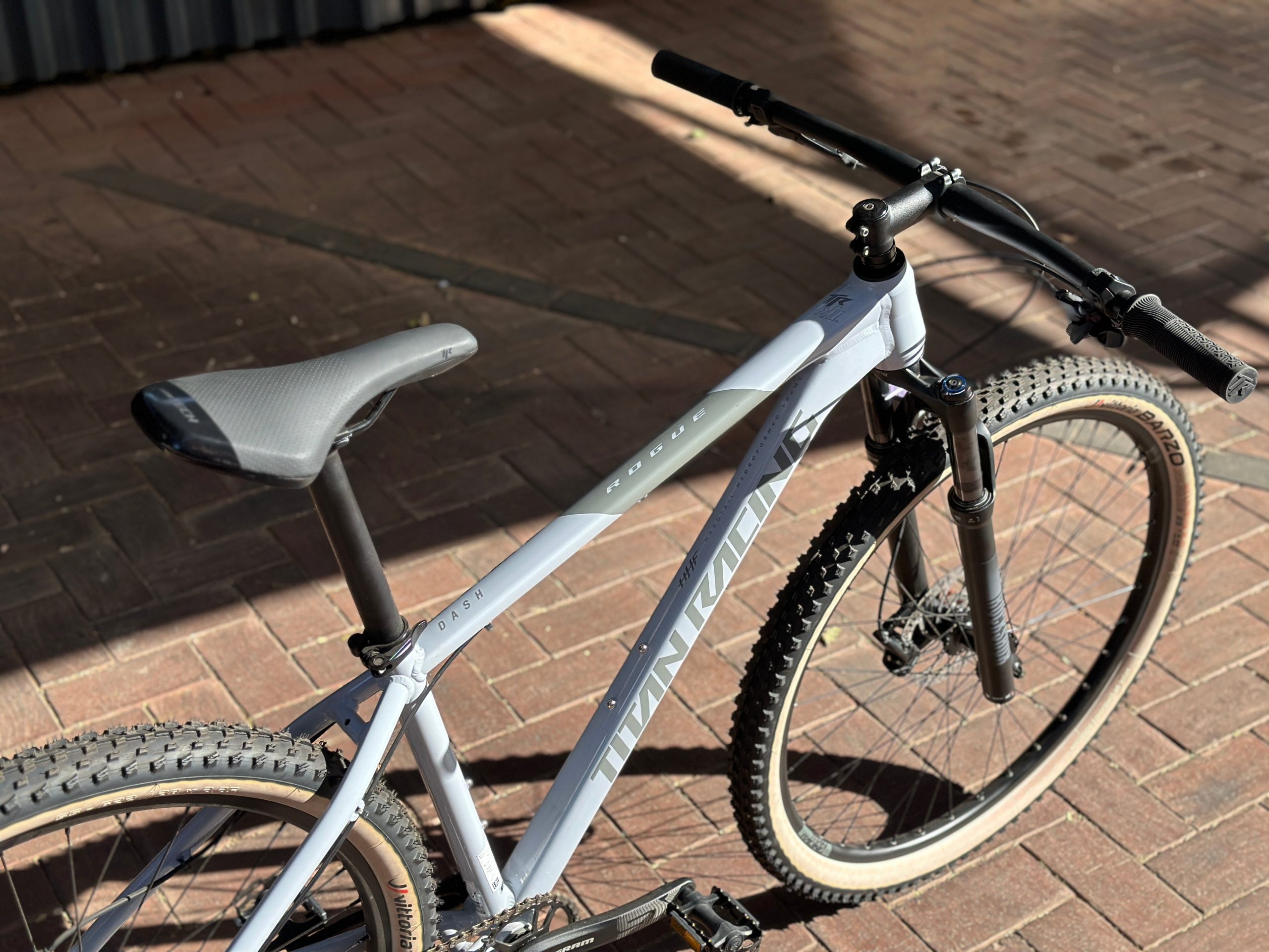 Titan Rogue Dash SX (2024) view 4