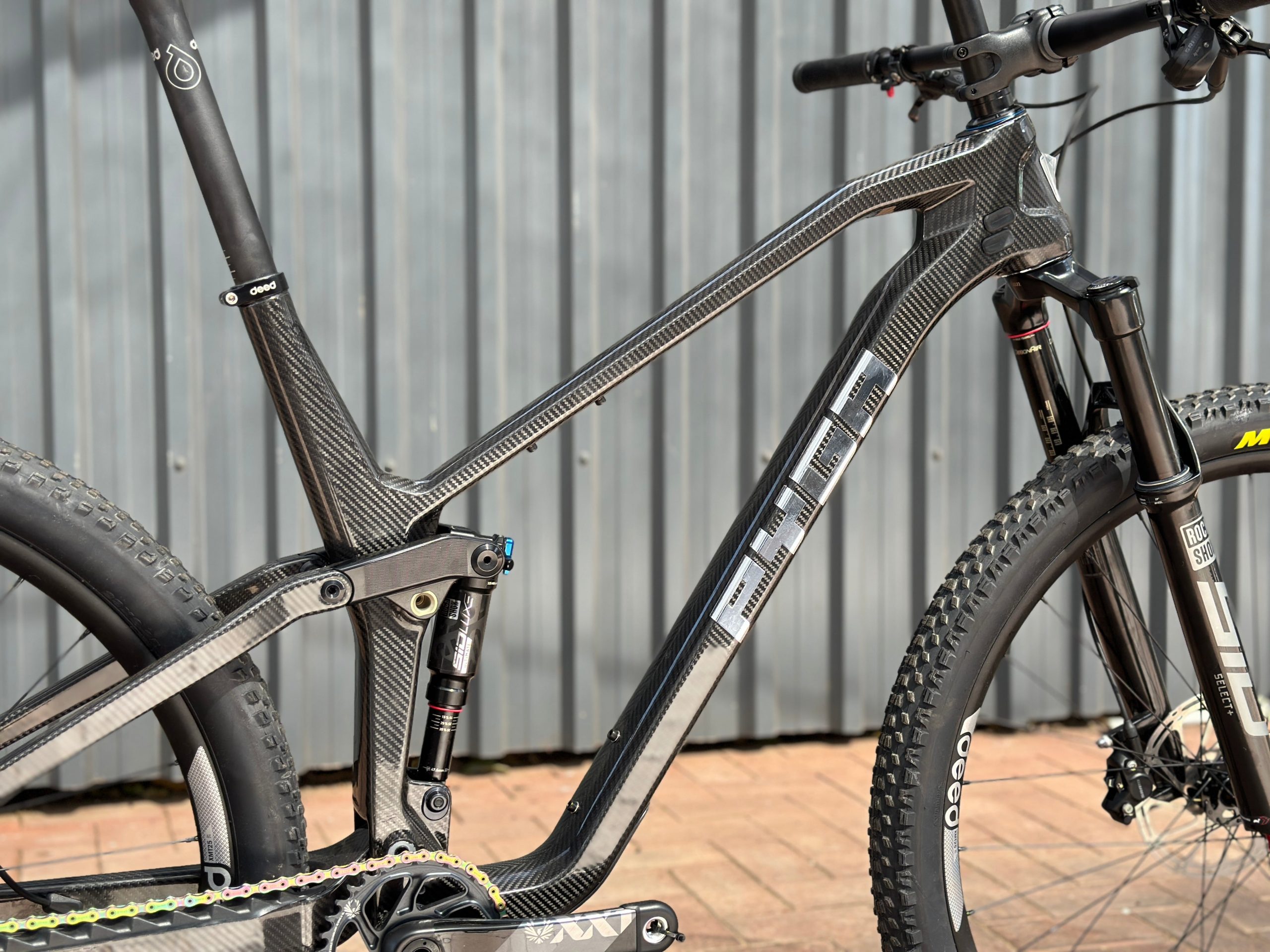 PYGA MOBU XC - XX1 AXS view 3