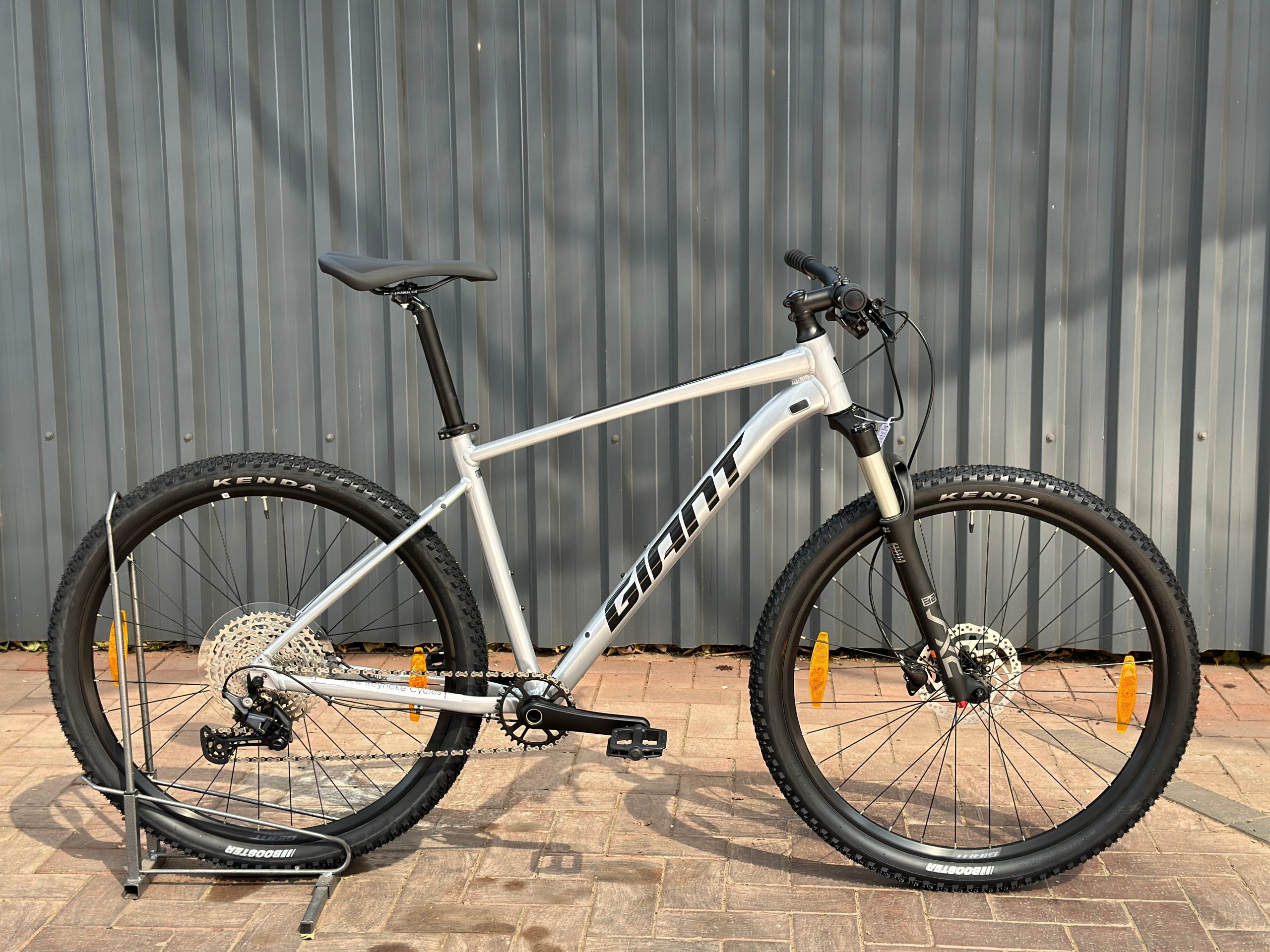 Giant Talon 0 29er (2024) view 2