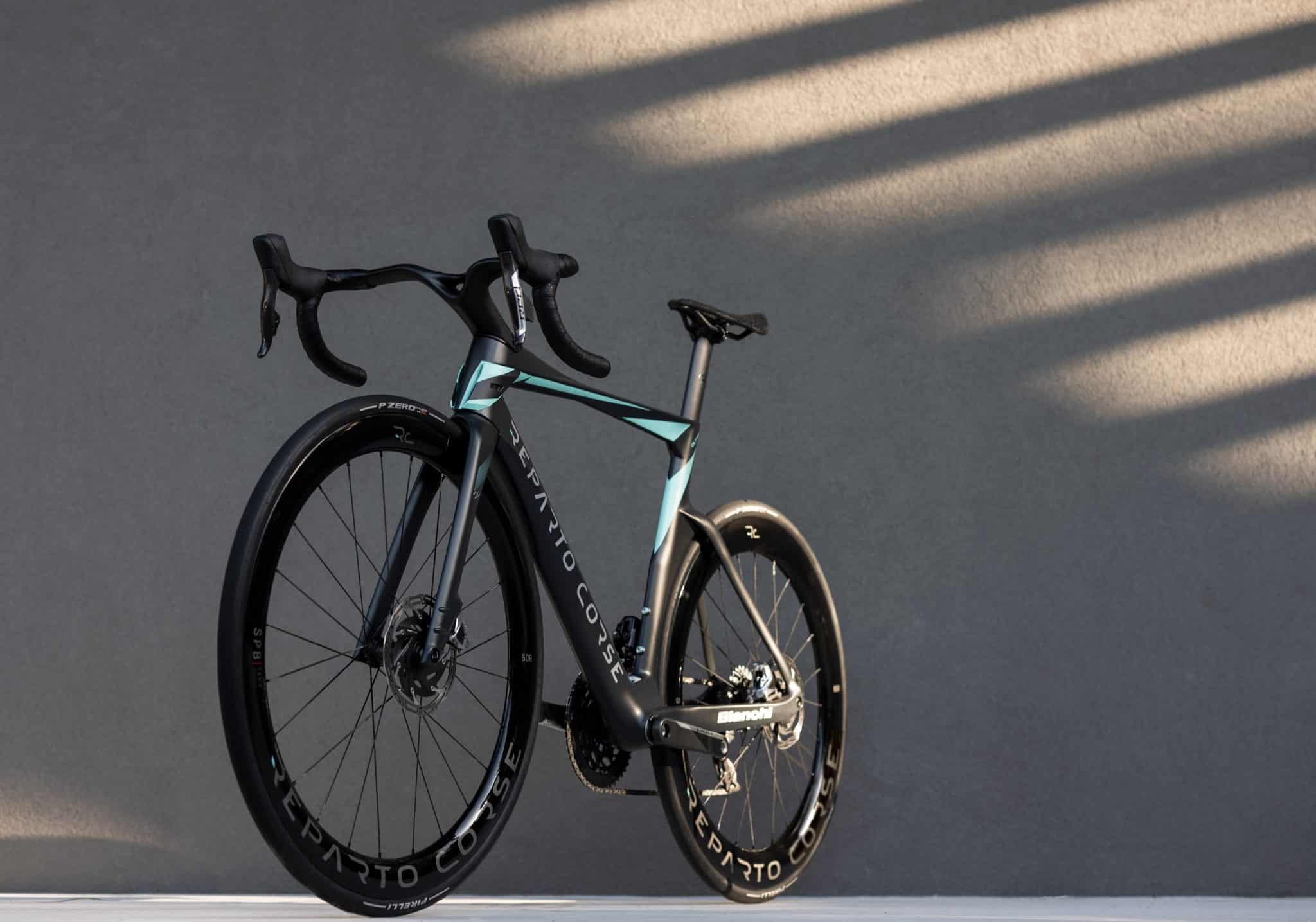 Bianchi OLTRE RC Dura Ace Di2 view 4