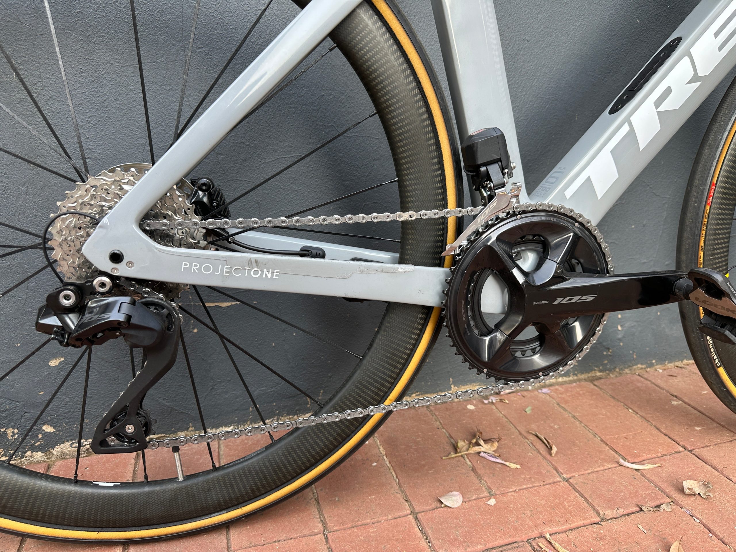 Trek Madone SLR6 (54cm) view 4