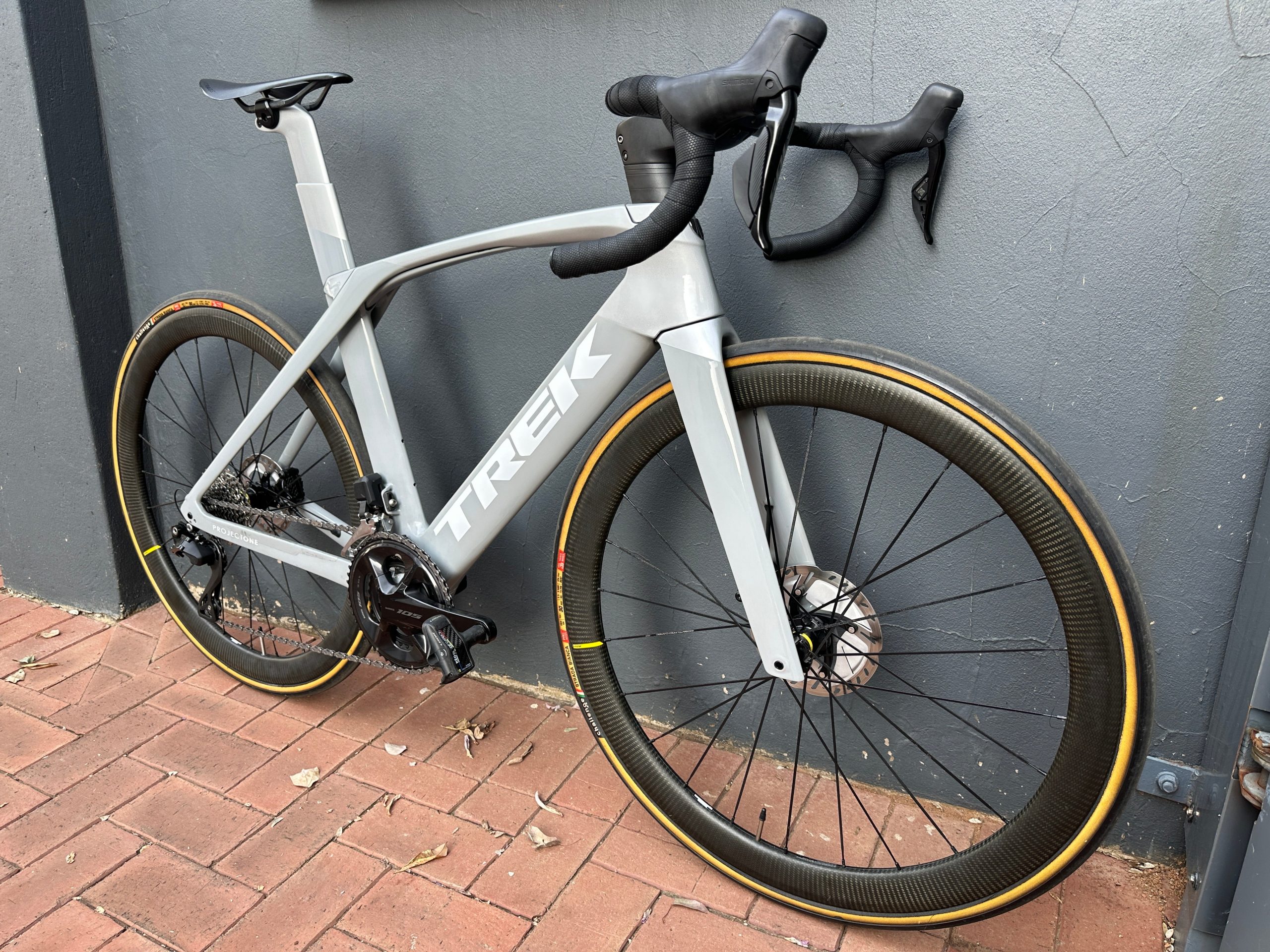 Trek Madone SLR6 (54cm) view 3