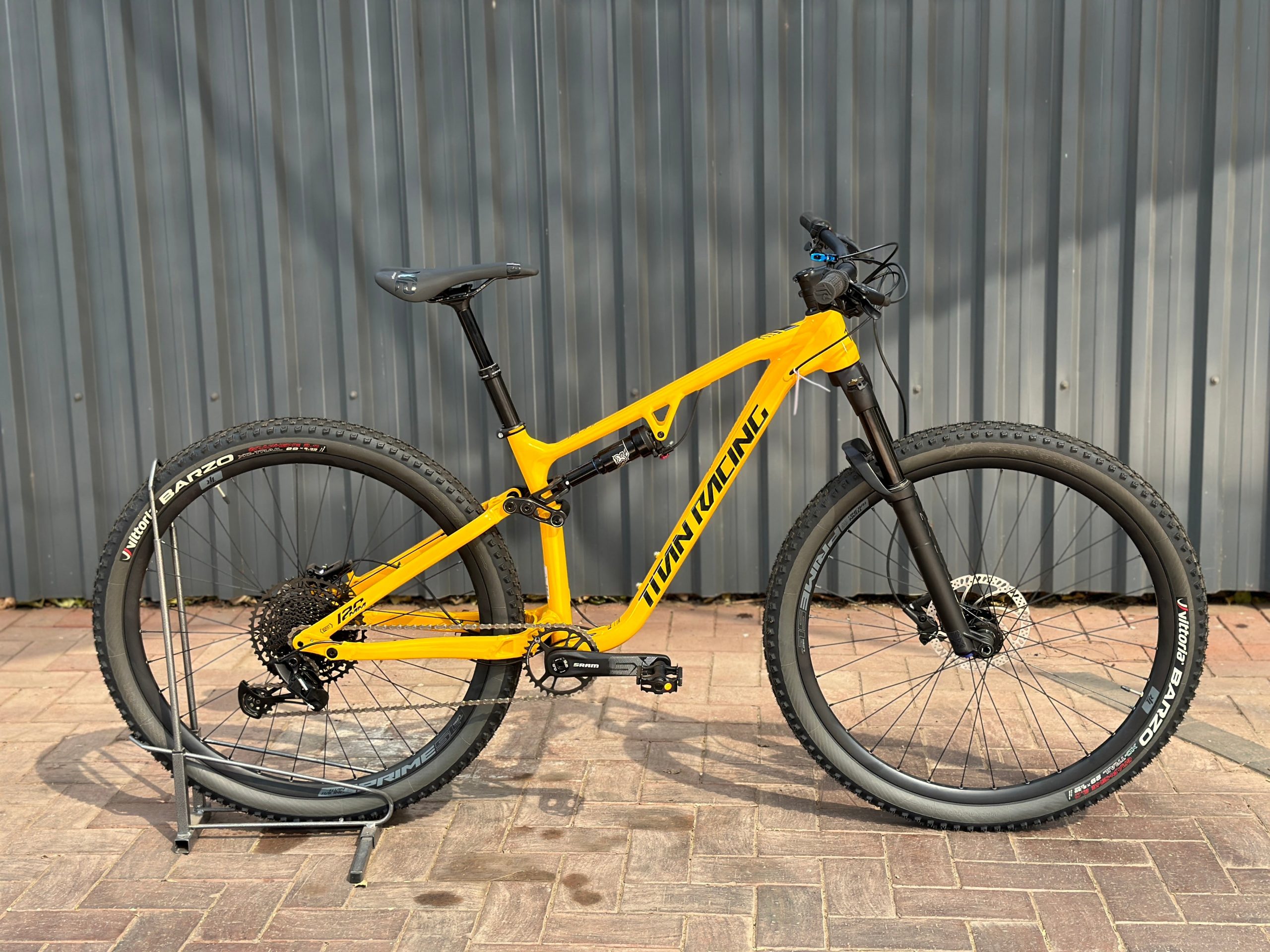 Titan Cypher DC Dash (2024) view 3