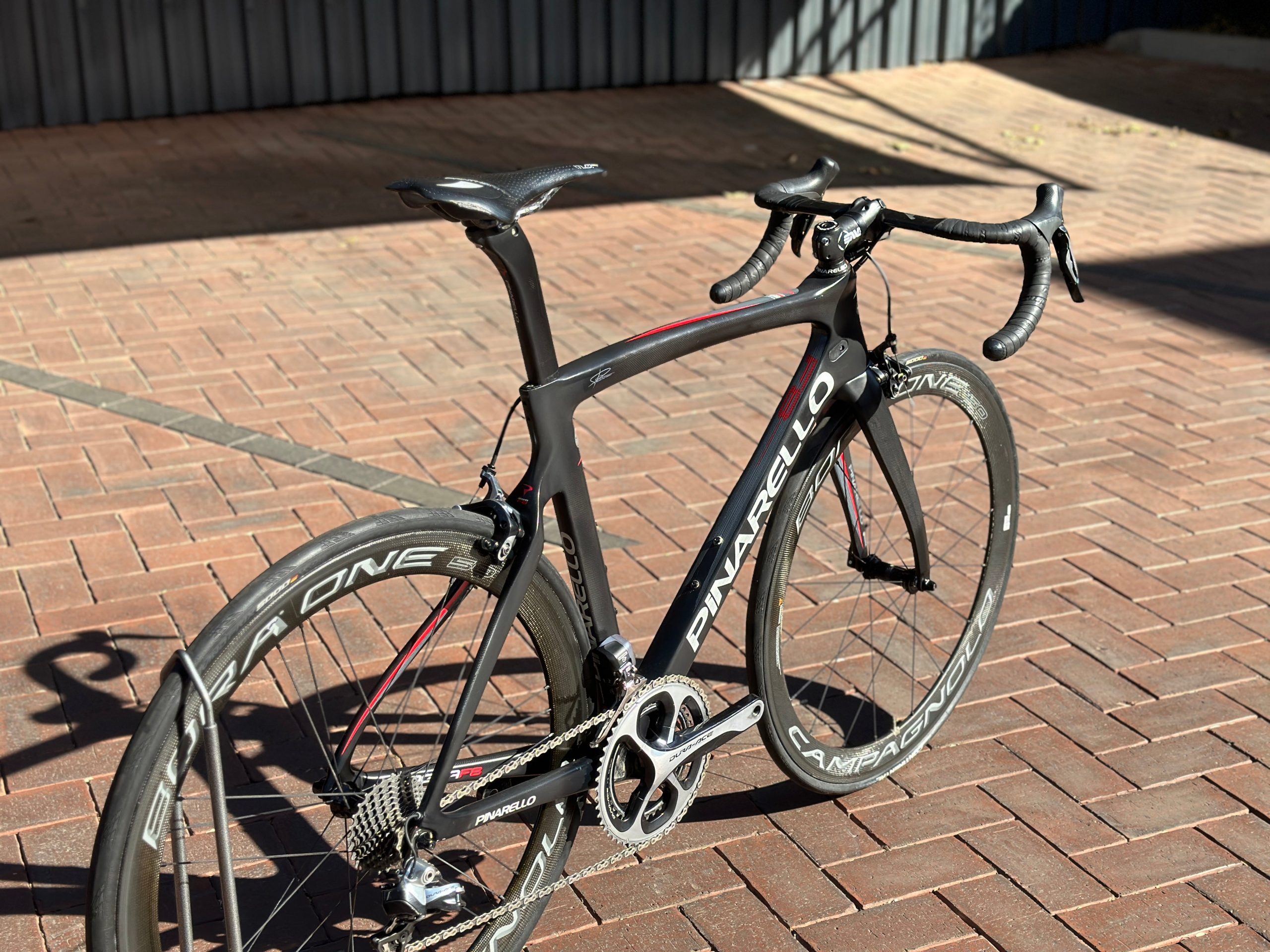Pinarello Dogma F8 DuraAce Di2 (54cm) Pre-owned view 4