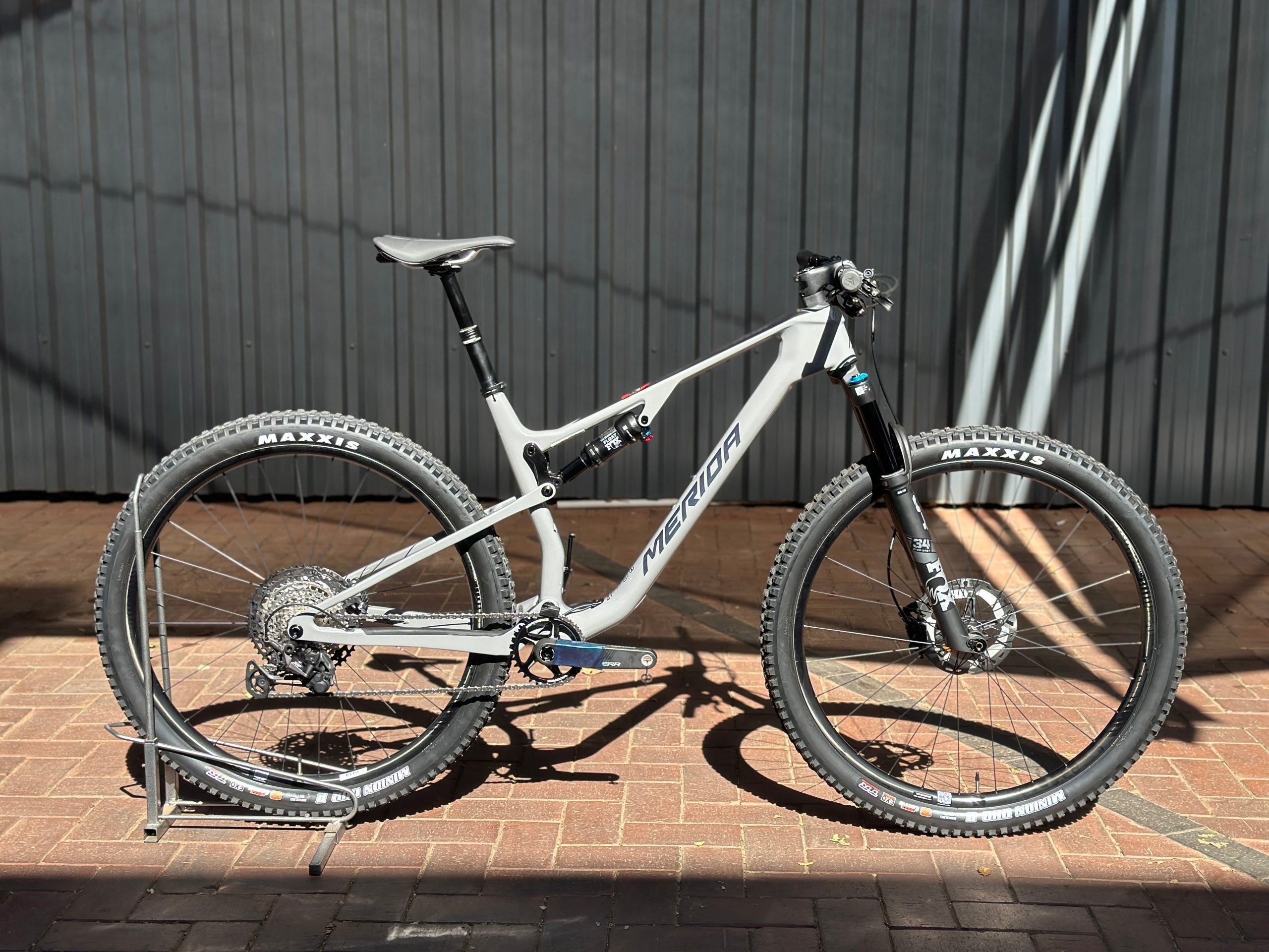 Merida Ninety Six 7000 (2024) view 2