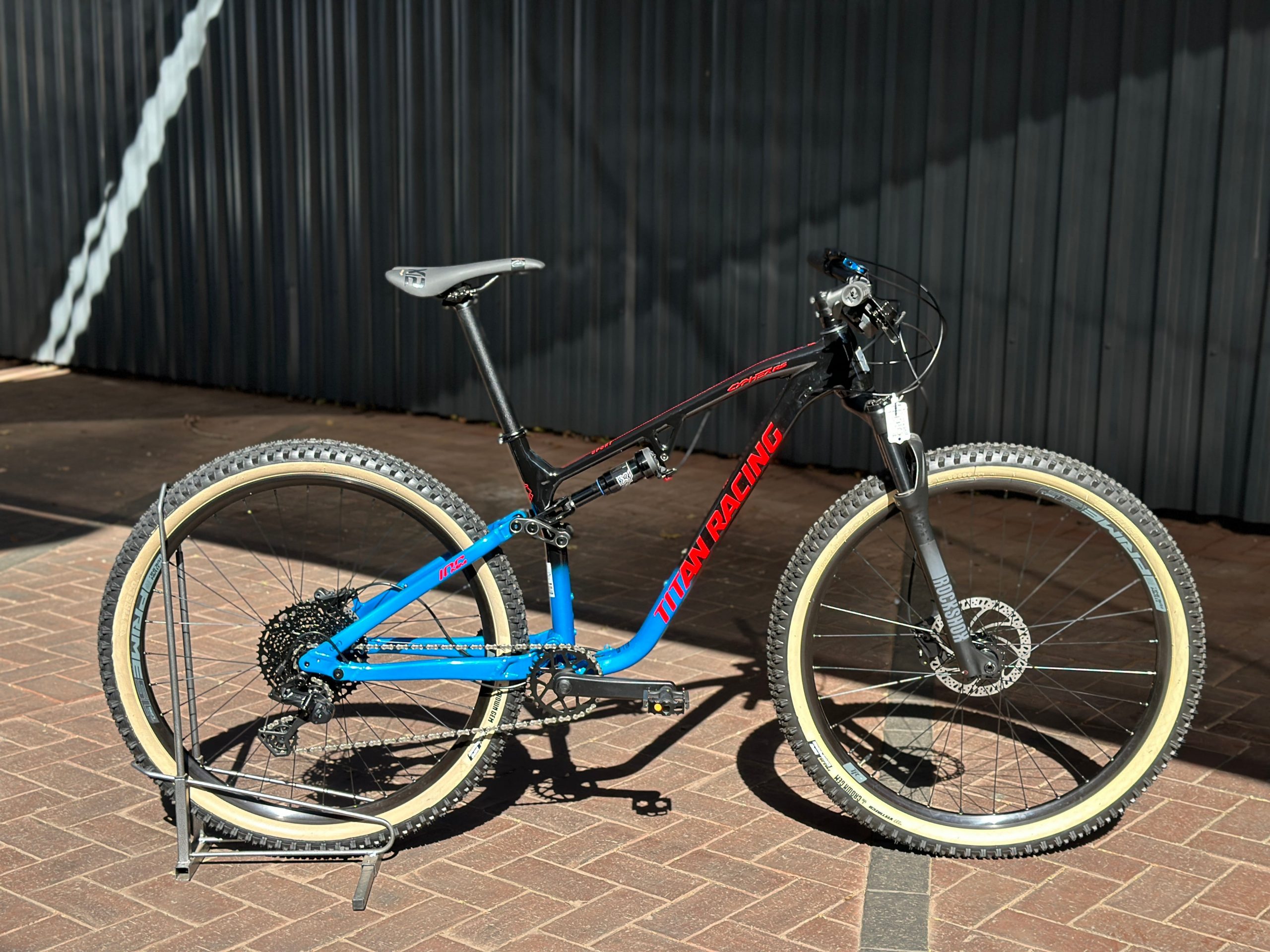 Titan Cypher RS Sport (2023) view 2