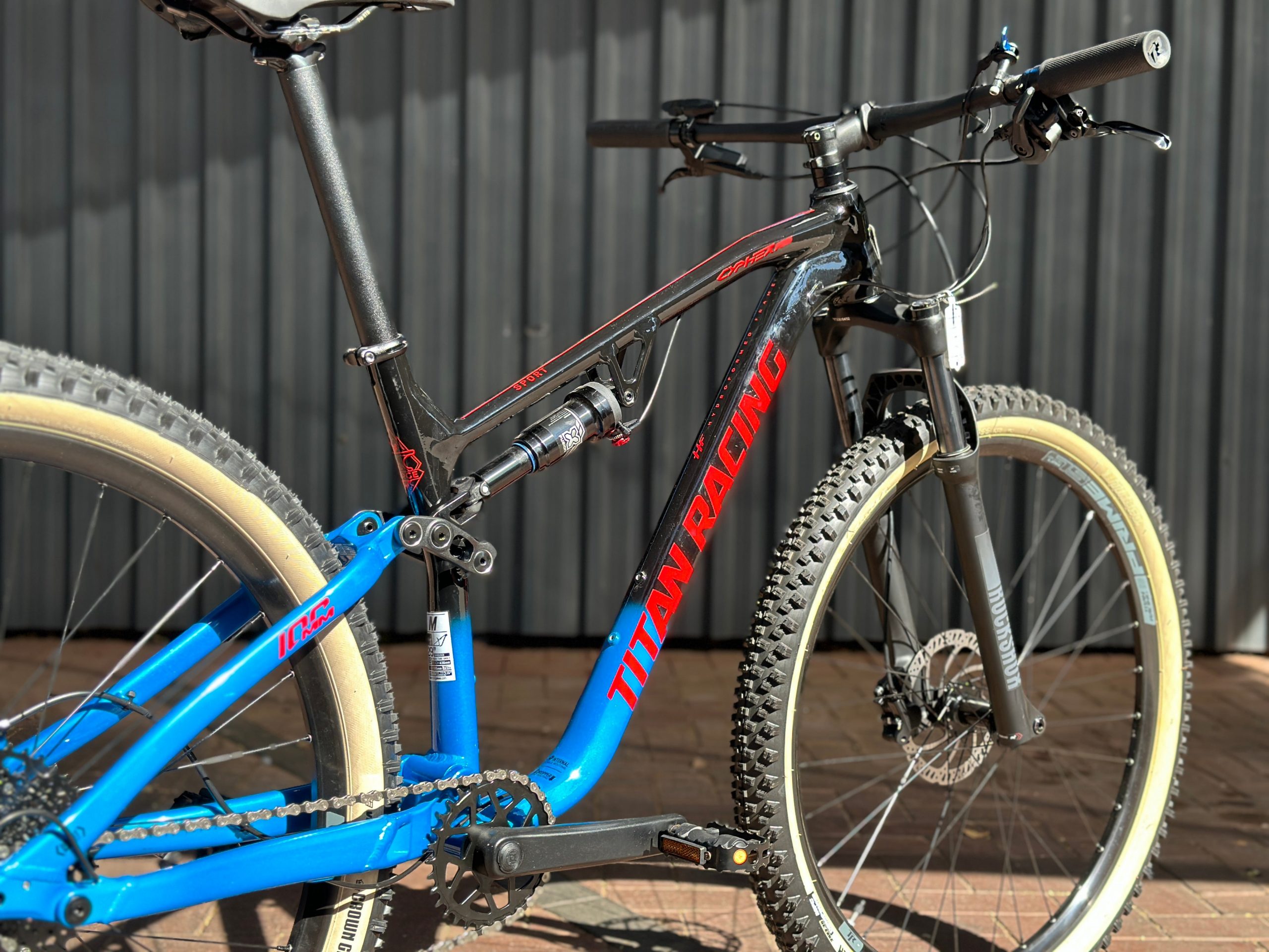 Titan Cypher RS Sport (2023) view 4